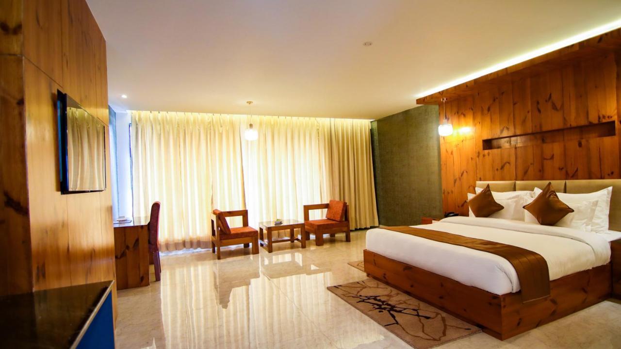 Golden Fern Resort 심라 외부 사진