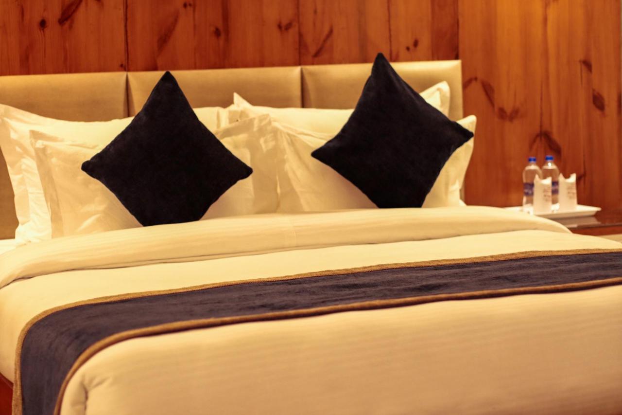 Golden Fern Resort 심라 외부 사진