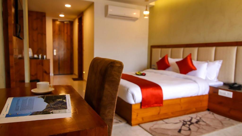 Golden Fern Resort 심라 외부 사진
