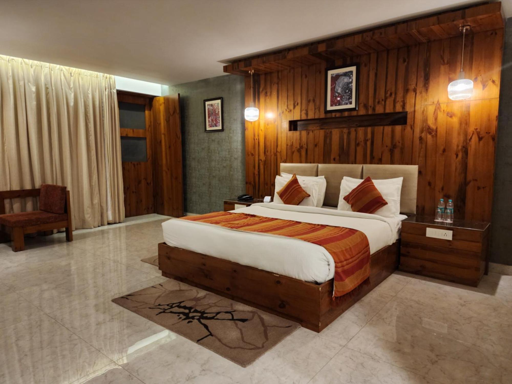 Golden Fern Resort 심라 외부 사진