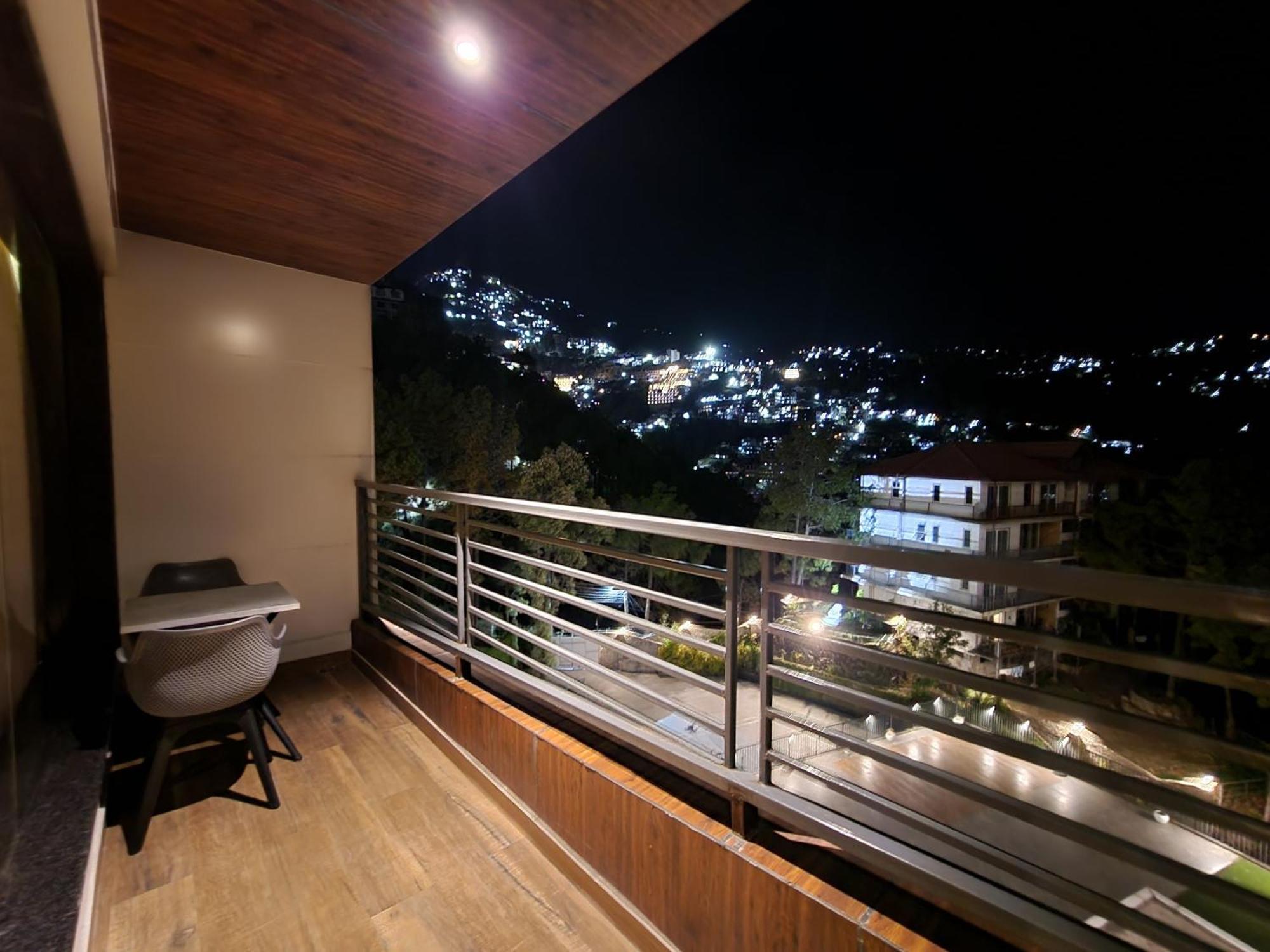 Golden Fern Resort 심라 외부 사진