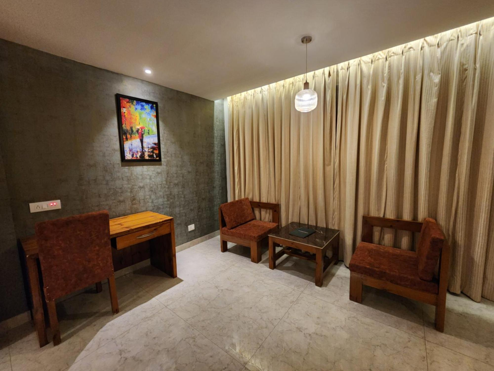 Golden Fern Resort 심라 외부 사진